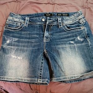 Miss Me Jean shorts size 31